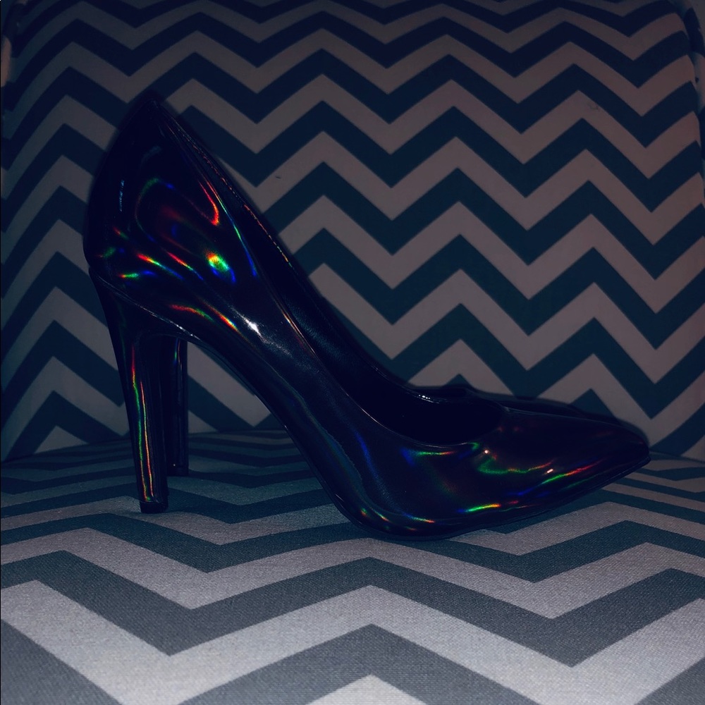 Multicolor Pumps - Picture 3 of 3